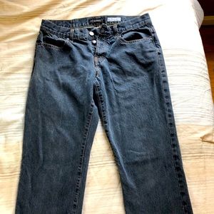 Men’s AéRopostale button fly jeans. Slim straight, 31-32. Great used condition.